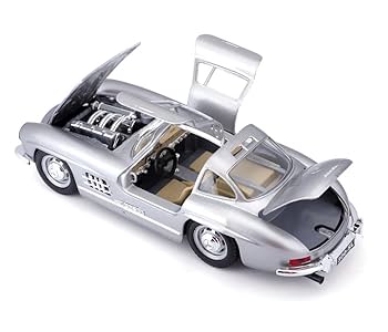 burago メルセデスベンツ　300SL ロードスター Amazon | Bburago 1/18 Mercedes Benz 300 SL Roadster (1957